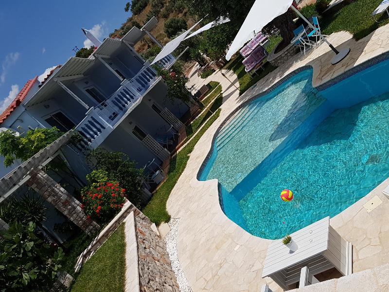 Sunny Place Resort Kranídion Exterior foto